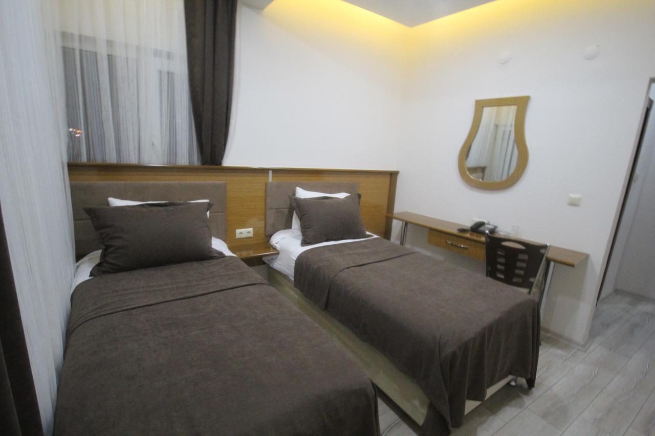 Gulistan Hotel Zara Bagian luar foto